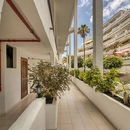 Penthouse With Magnificent Ocean Views, Jacuzzi, Pool, Nearby Beach In Tenerife South شقة *