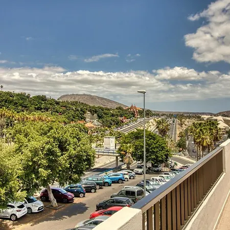 Penthouse With Magnificent Ocean Views, Jacuzzi, Pool, Nearby Beach In Tenerife South Playa Feñabe
