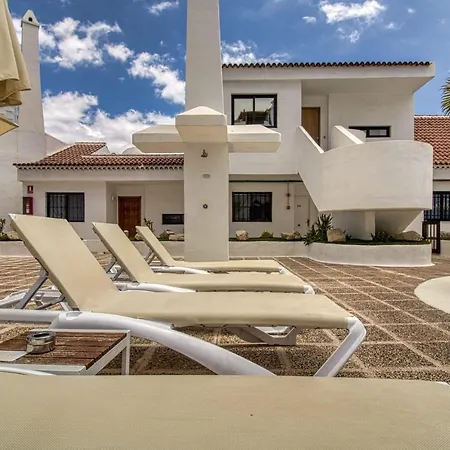 Penthouse With Magnificent Ocean Views, Jacuzzi, Pool, Nearby Beach In Tenerife South * Playa Feñabe