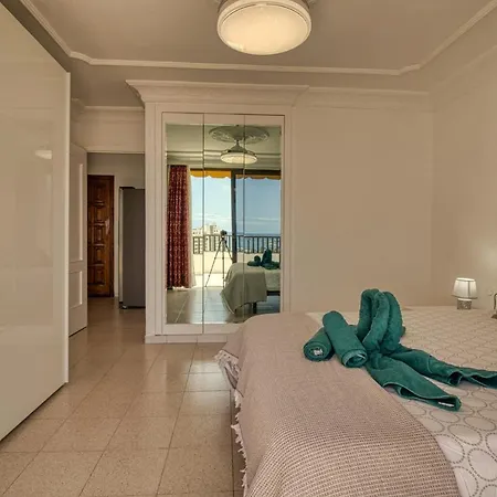 Penthouse With Magnificent Ocean Views, Jacuzzi, Pool, Nearby Beach In Tenerife South Playa Feñabe