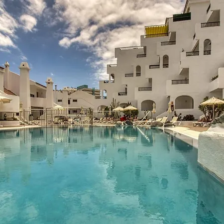 Penthouse With Magnificent Ocean Views, Jacuzzi, Pool, Nearby Beach In Tenerife South Daire *